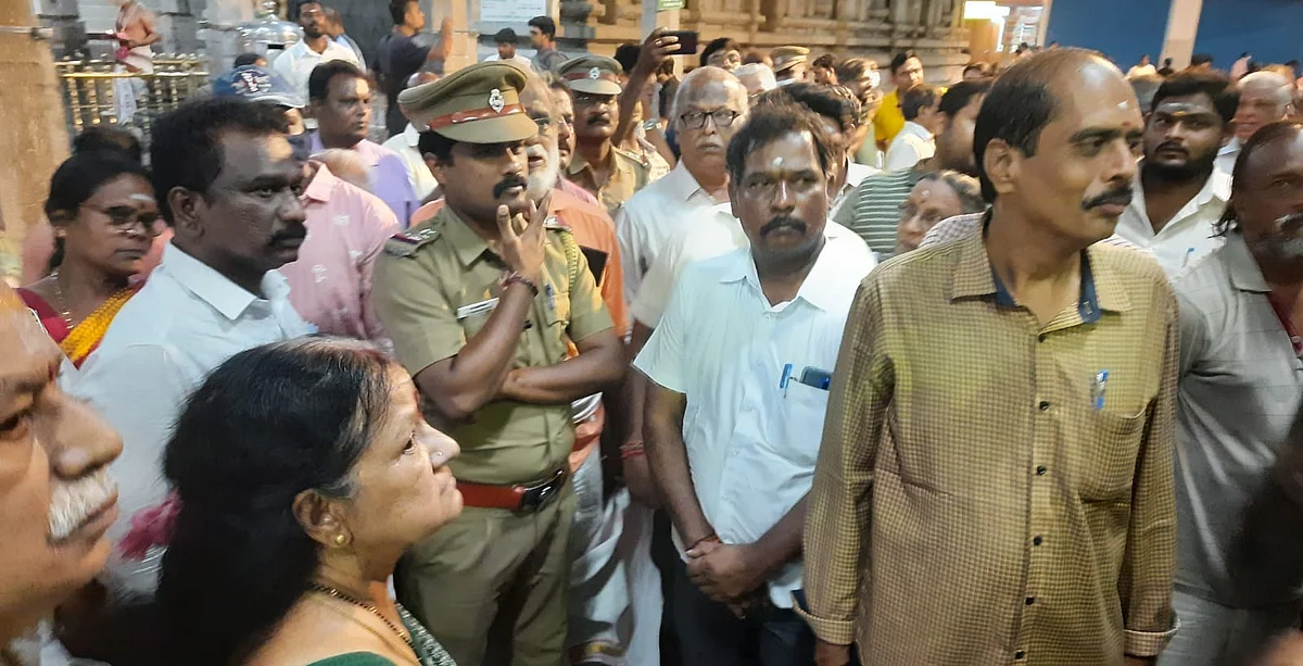 கபாலீஸ்வரர் கோயிலில் அத்துமீறி போராட்டம்: பாஜக கவுன்சிலர் உள்பட 75 பேர் பாய்ந்தது வழக்கு