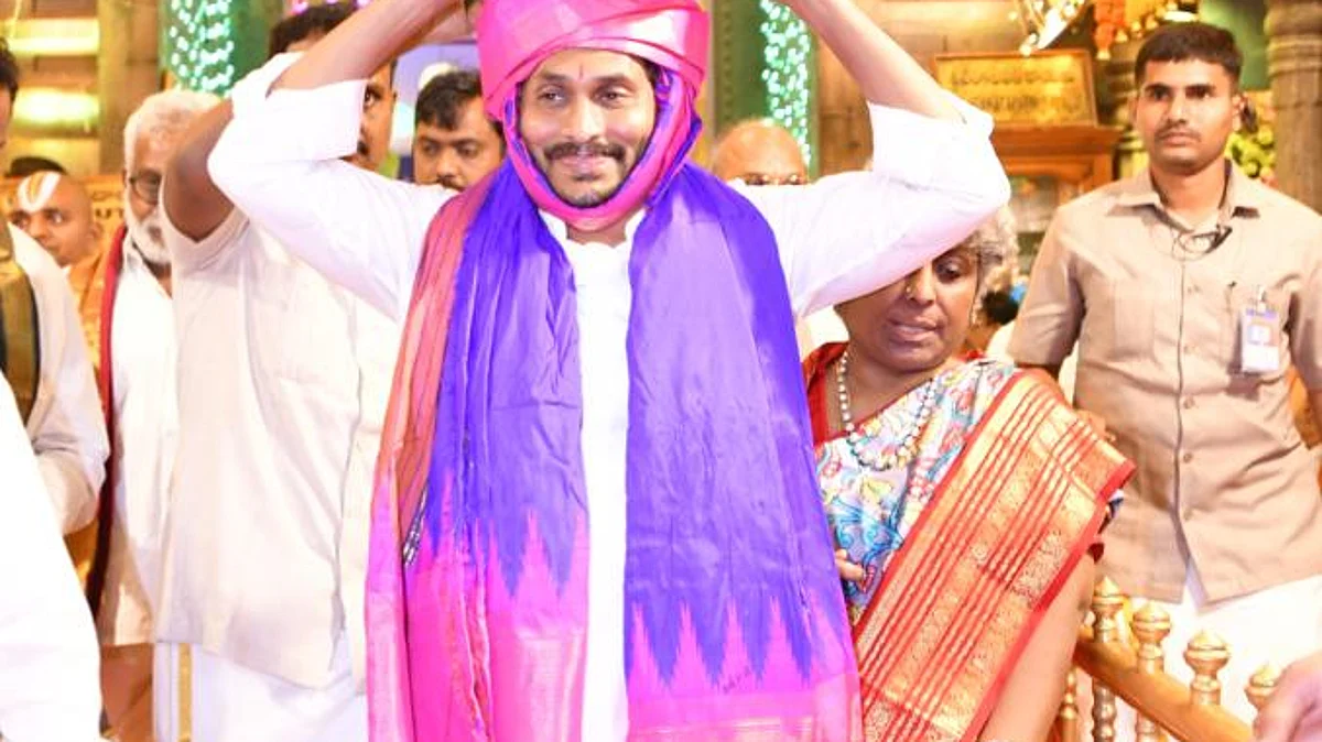 திருப்பதி பிரம்மோற்சவம் கொடியேற்றத்துடன் தொடங்கியது!