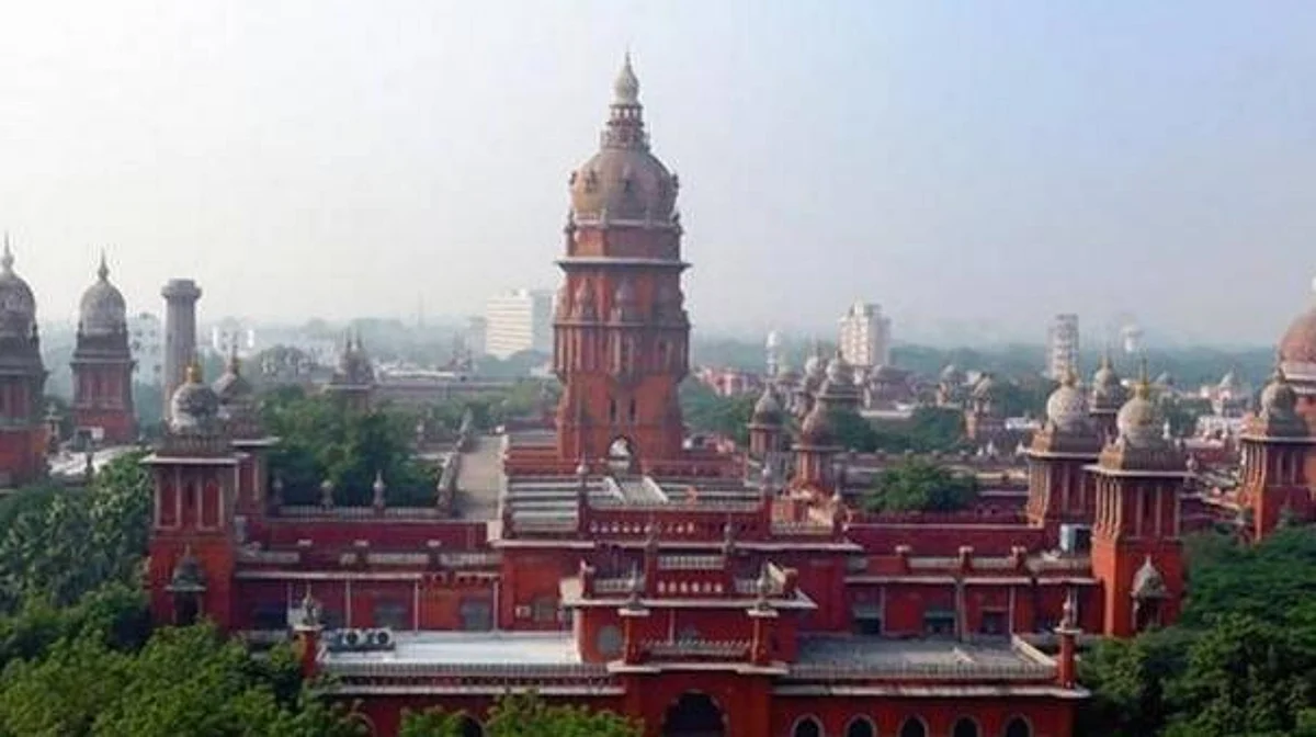 தமிழகம் முழுவதும் ஆர்எஸ்எஸ் ஊர்வலம்: நிபந்தனையுடன் நடத்த ஐகோர்ட் அனுமதி