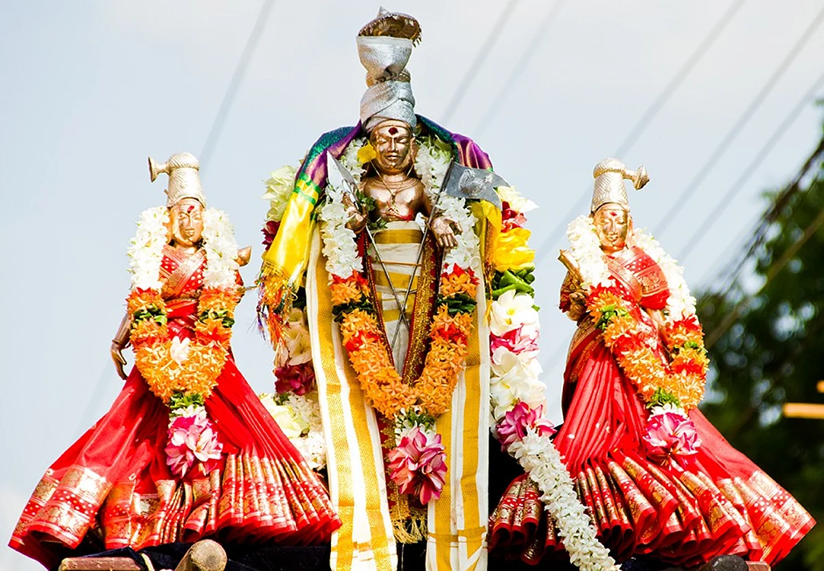 குருவார சஷ்டியில் ஞானகுரு முருக வழிபாடு!