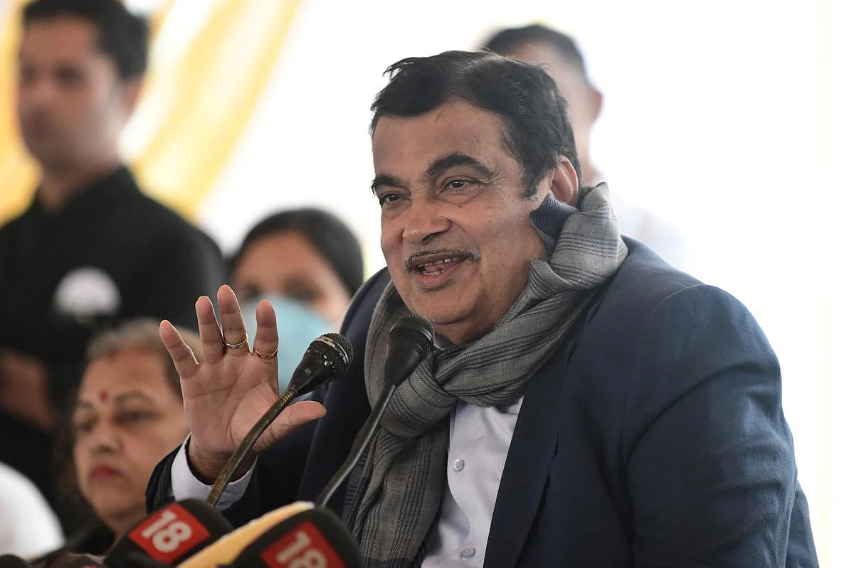 மத்திய போக்குவரத்துத் துறை அமைச்சர் நிதின் கட்கரி