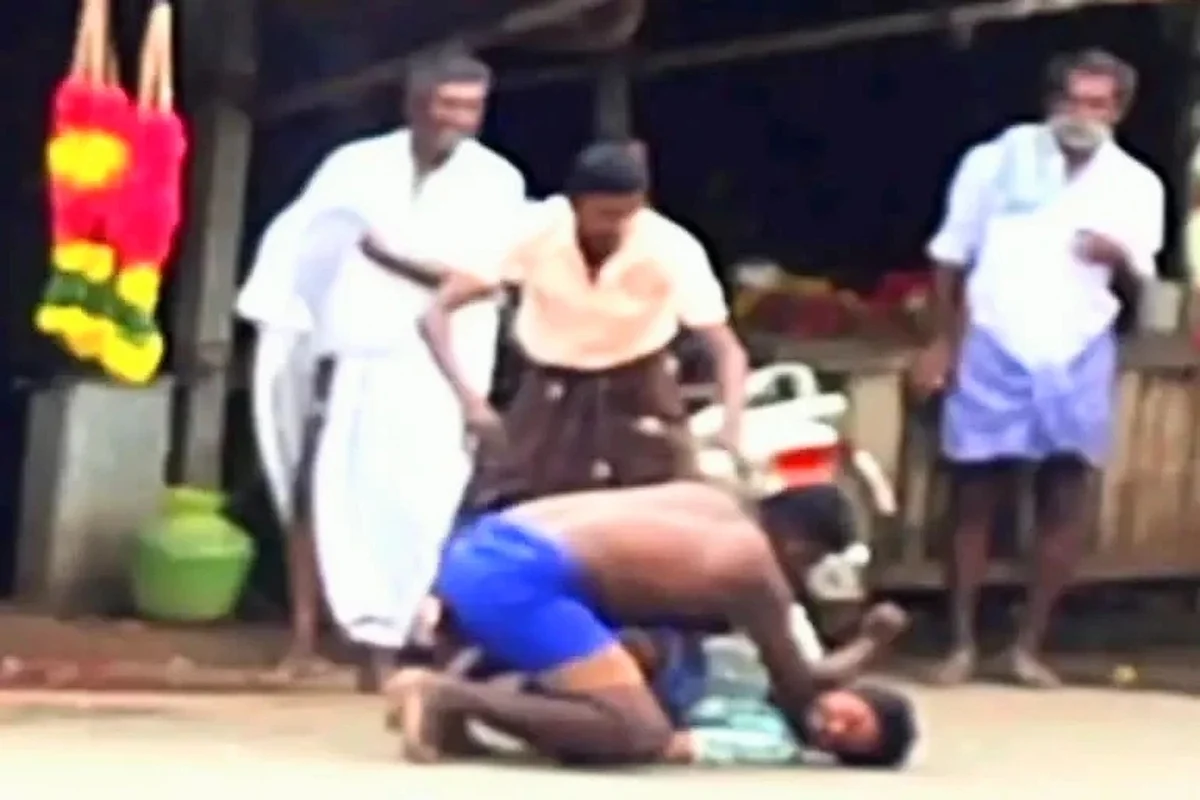 கட்டி உருண்டு சண்டை போட்ட ஆட்டோ ஓட்டுநர்கள்.