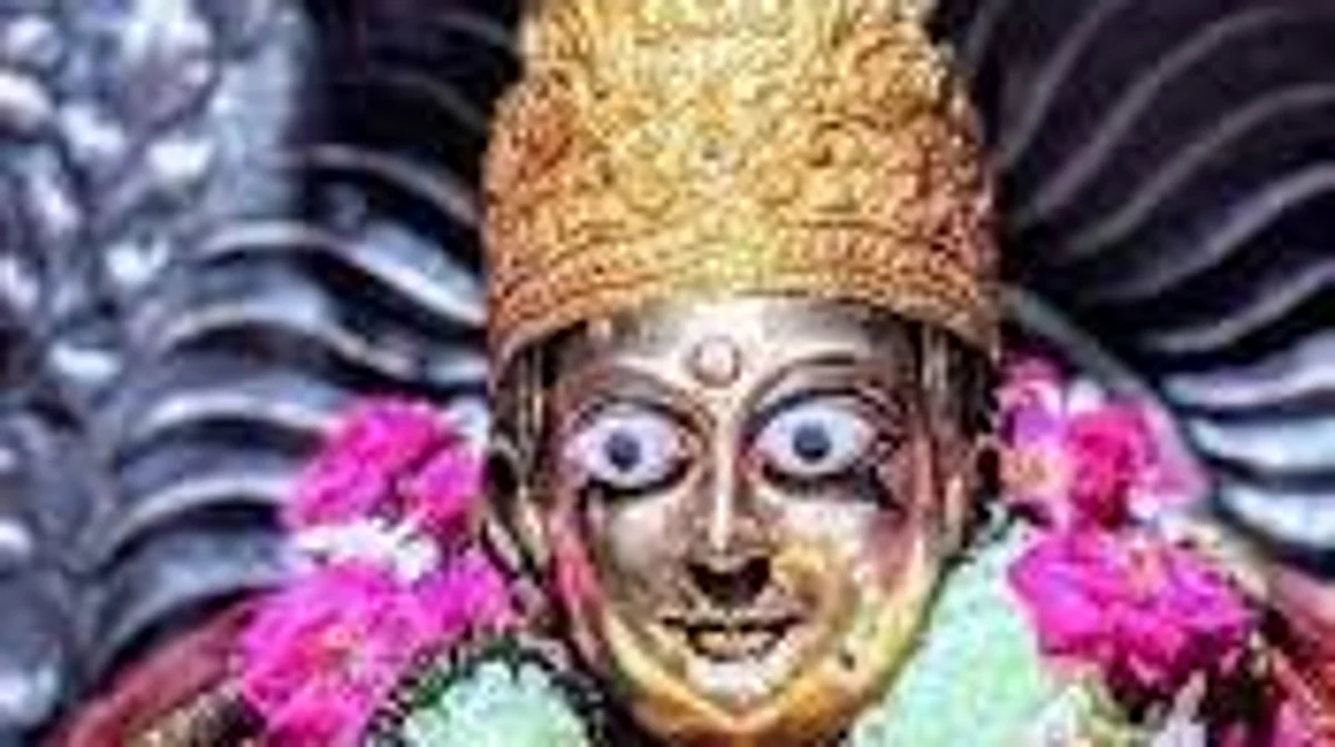 மனைவி கண் முன் நாக்கை அறுத்து அம்மனுக்குப் படைத்த கணவன்: உயிருக்கு ஆபத்தான நிலையில் மருத்துவமனையில் அனுமதி