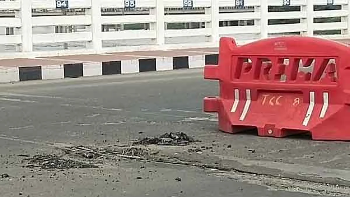 பழுதடைந்த பாலம்