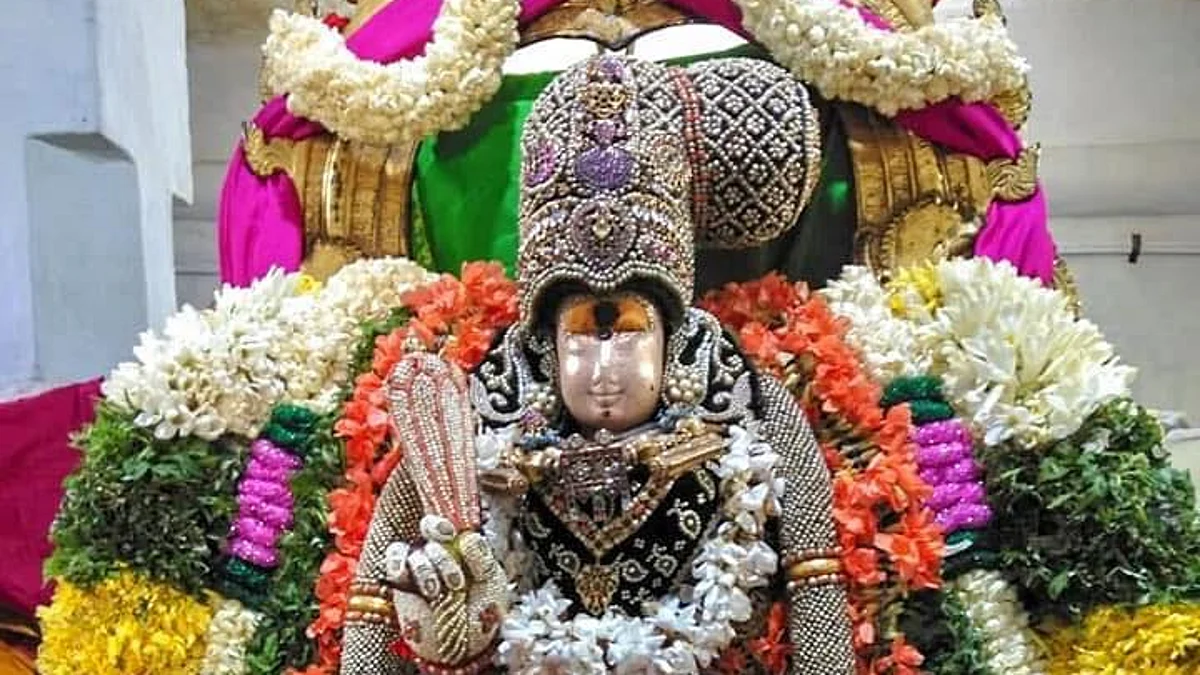 பர்வதவர்த்தினி
