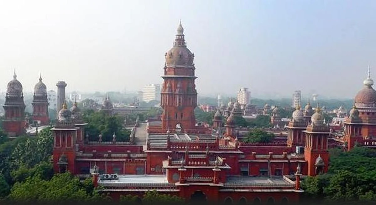 திறமையான வீரர்கள் இருக்கிறார்கள்; மைதானம் இல்லை: தமிழக அரசு பதிலளிக்க உயர் நீதிமன்றம் உத்தரவு