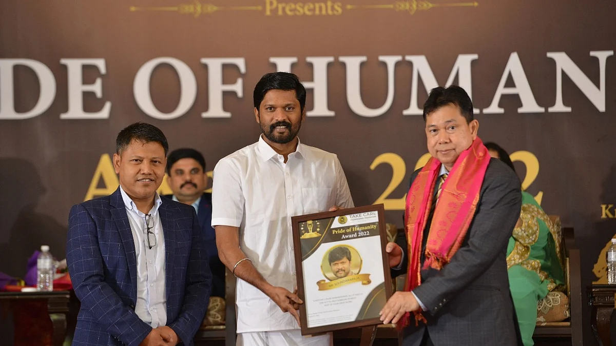 ‘இந்த விருதை விவசாயிகளுக்கு அர்ப்பணிக்கிறேன்’ - மலேசியாவில் மனிதநேய விருது வாங்கிய நடிகர் நெகிழ்ச்சி!