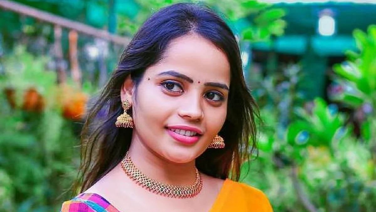 துரத்திய காதல் தோல்வி; துப்பட்டாவில் தொங்கிய நடிகை: திரையுலகினர் அதிர்ச்சி!