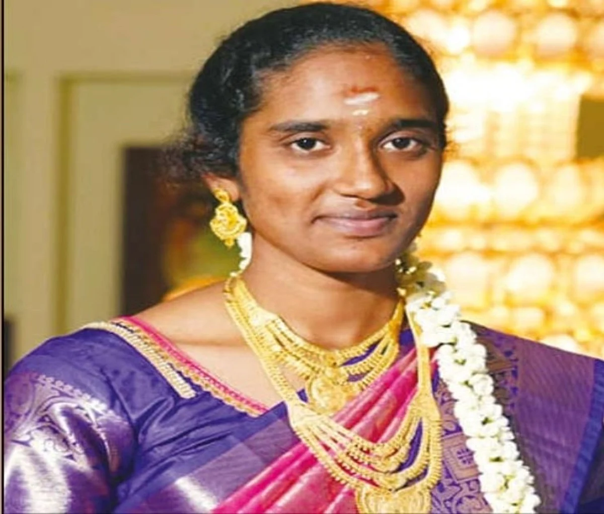 கணவனுக்கு ஸ்கெட்ச் போட்ட மனைவி: தோல்வியடைந்த சதித்திட்டம்: திருமணம் நடந்த 22 நாளில் உயிரை மாய்த்த பெண்
