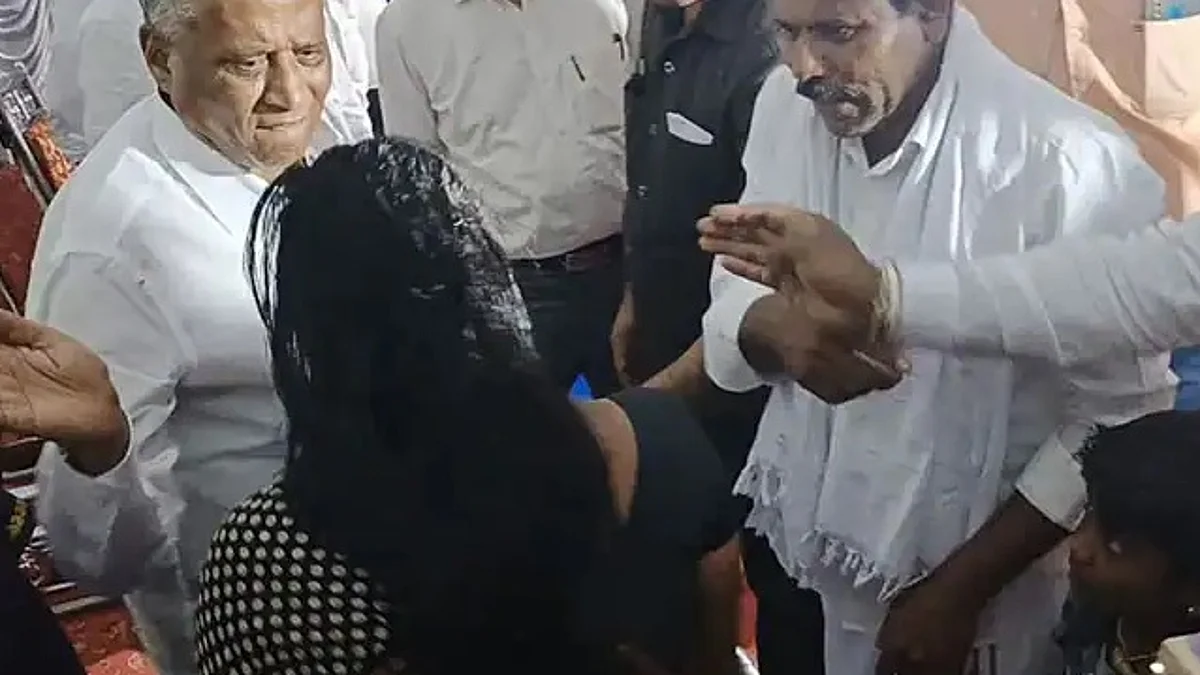 பெண்ணுக்கு கன்னத்தில் பளார்: மன்னிப்பு கேட்ட அமைச்சர் சொல்வது என்ன?