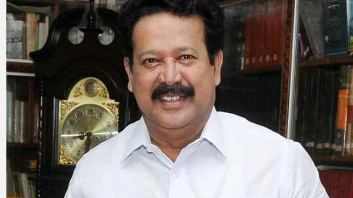 கிராமசபை கூட்டத்தில் மக்கள் சரமாரி கேள்வி: பாதியிலேயே வெளியேறிய அமைச்சர் பொன்முடி