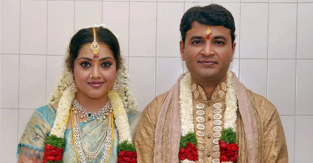 நடிகை மீனாவின் கணவர் மரணத்திற்குக் காரணம் புறாக்களா?