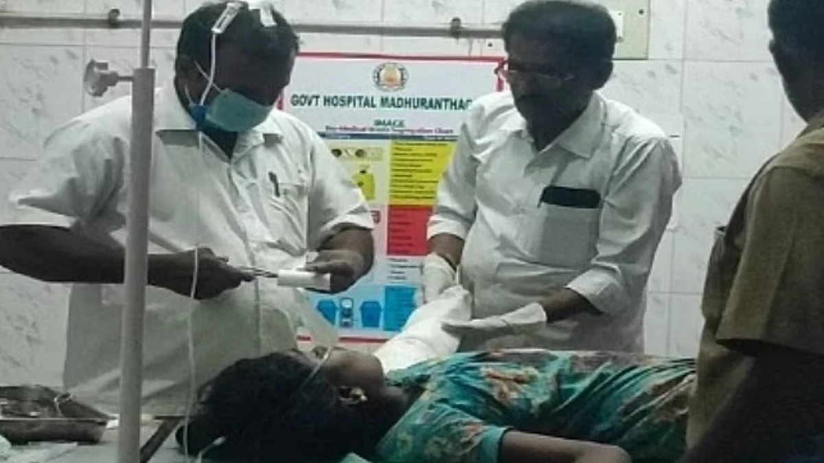 கல்லறையை தோண்டி சிறுமியின் தலை துண்டிப்பு: இடுகாட்டில் தோண்டப்பட்ட பள்ளத்தால் உறவினர்கள் அதிர்ச்சி
