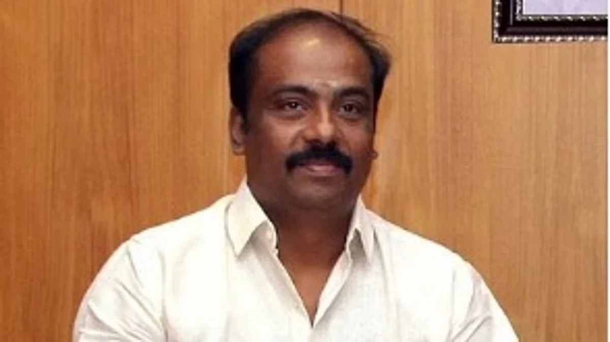 அரசியலுக்கு முழுக்கு போட்ட மருது அழகுராஜ்!