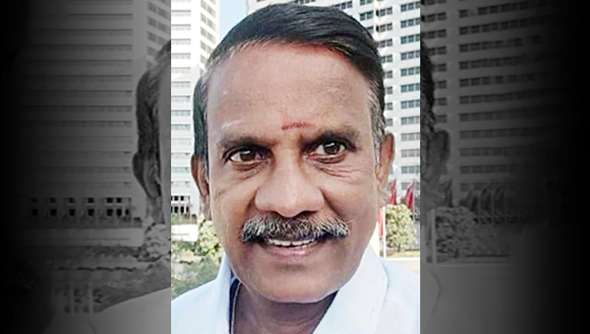 கார்- அரசு பேருந்து நேருக்கு மோதல்; பாஜக நிர்வாகி உயிரிழப்பு: காயத்துடன் தப்பிய மனைவி!