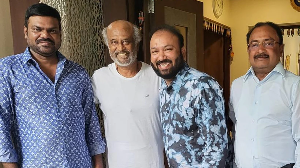 நடிகர் ரஜினிகாந்த் நடிக்கும் 2 படங்களைத் தயாரிக்கிறது லைகா: நவ.5-ல் சென்னையில் படபூஜை