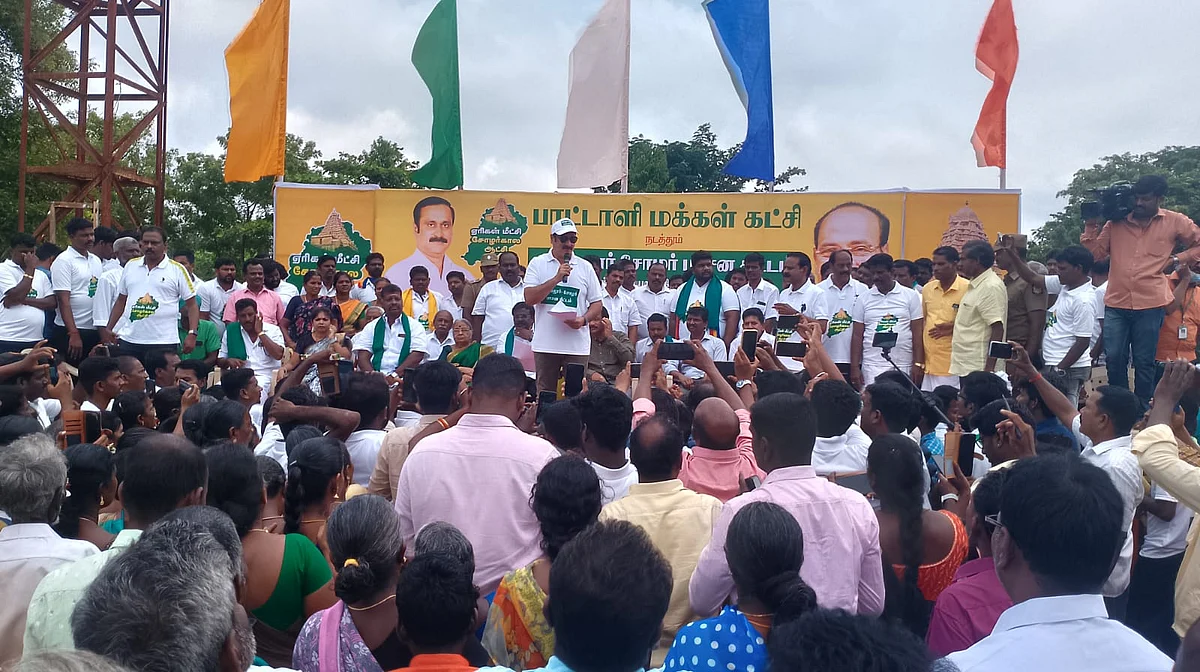 சோழர் கால பாசனத் திட்டத்தை செயல்படுத்த வலியுறுத்தி 2 நாள் நடைபயணம்: அன்புமணி ராமதாஸ் தொடங்கினார்