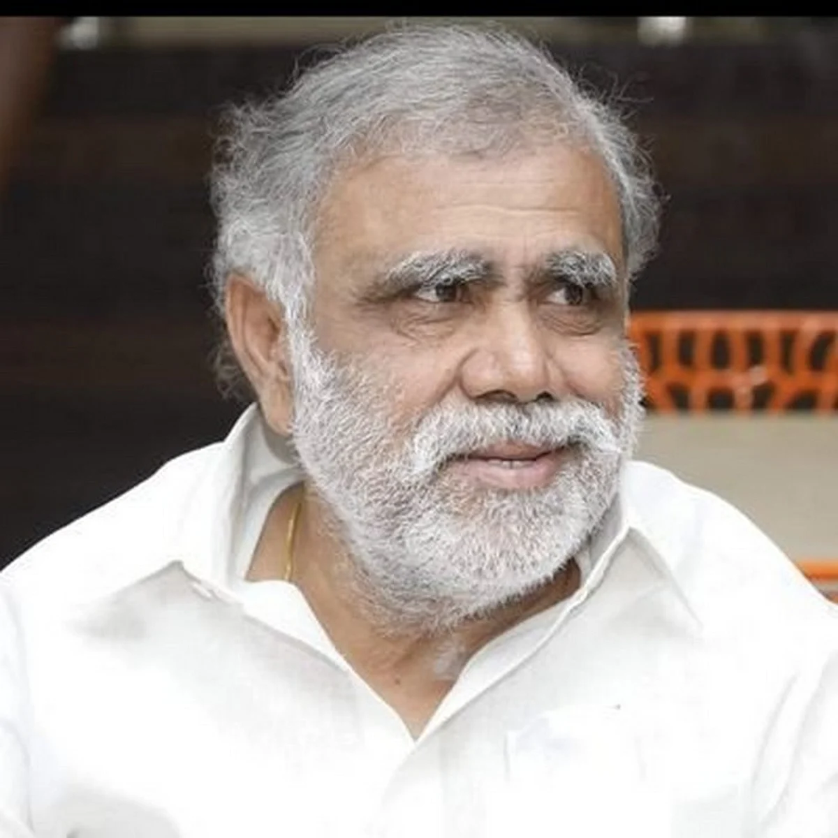 `முன்னா’, `சோட்டு’ வாங்குபவர்களுக்கு இருப்பிடச் சான்று தேவையில்லையாம்: அமைச்சரின் புதிய அறிவிப்பு!