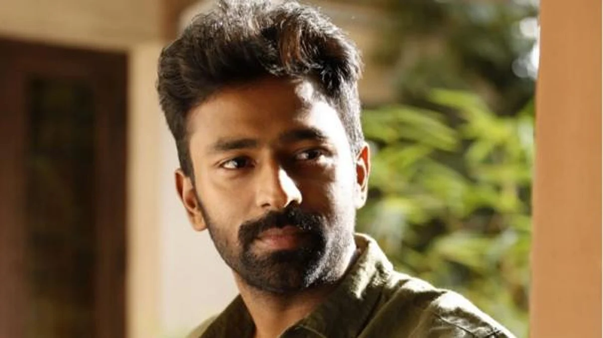 'எவ்வளவு கீழ இறங்க முடியுமோ அவ்வளவு இறங்கிப் பாக்குறீங்க, திருத்த முடியாது': நடிகர் சங்கத்தை ட்விட்டரில் சாடிய ஷாந்தனு