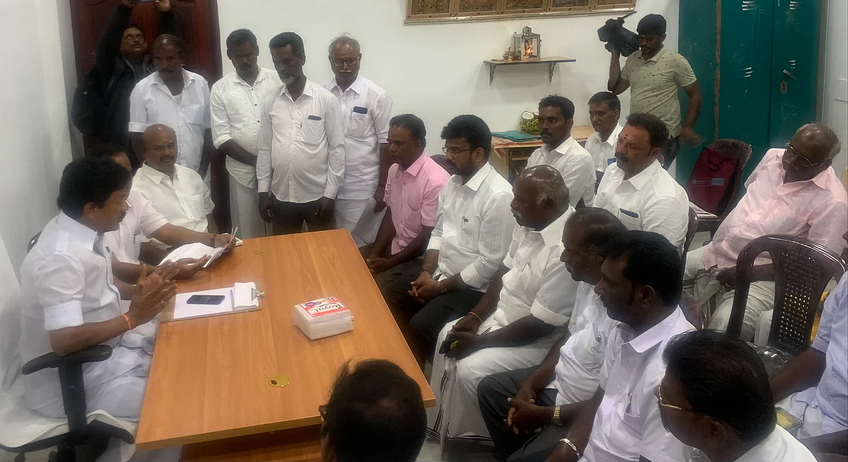 குண்டு வெடிப்பை விட நயன்தாராவுக்கு குழந்தை முறையாக பிறந்ததா என்பதில் தான் அரசுக்குக் கவலை!- போட்டுத்தாக்கும் சி.வி.சண்முகம்