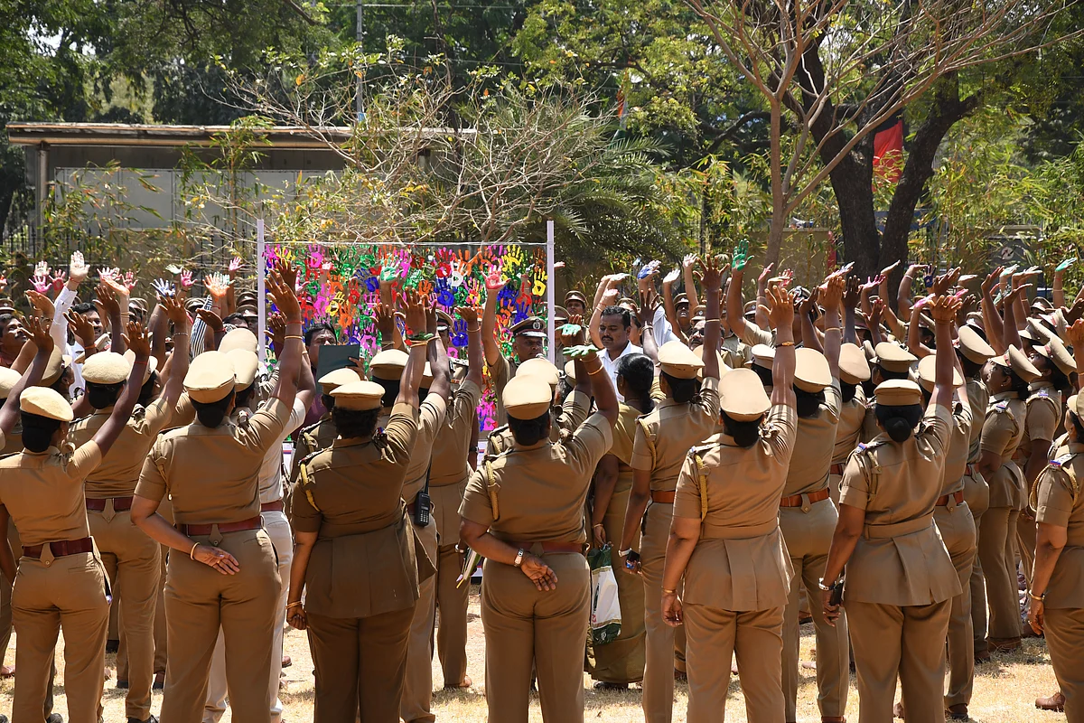 கலெக்ஷனில் கருத்தாய் இருக்கும் உளவுப் புள்ளிகள்!