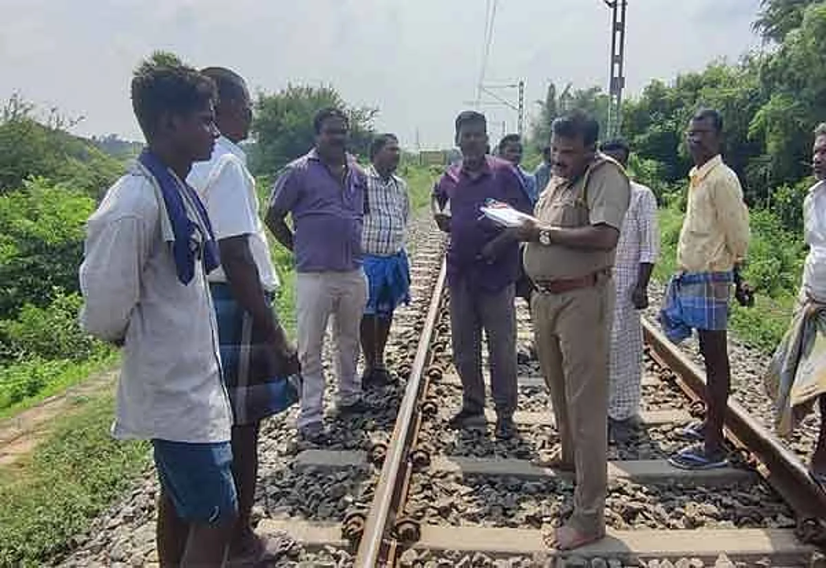 மின்கம்பி திருடியதாக புகார் செய்த இளைஞர்: மது வாங்கிக் கொடுத்து போட்டுத் தள்ளிய சிறுவன்