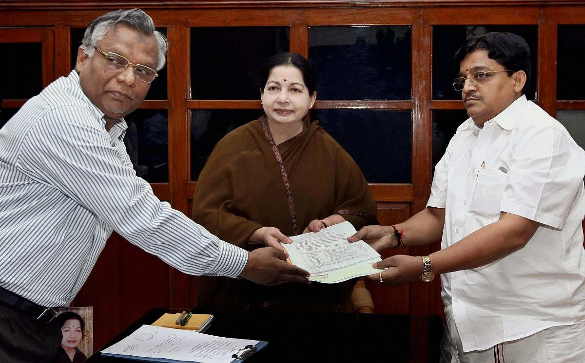 அமித் ஷா அனுமதியுடன் அணிமாறிய மைத்ரேயன்?
