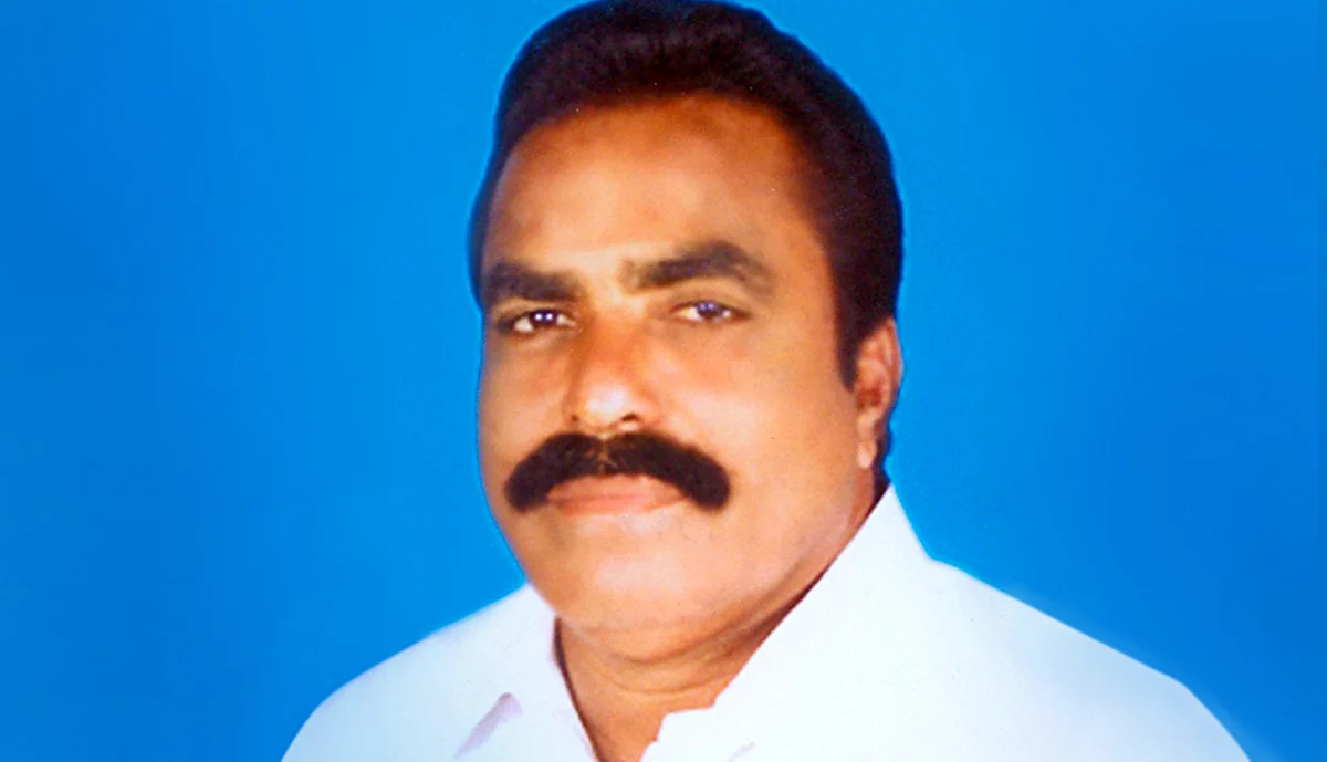 அதிமுக முன்னாள் எம்.எல்.ஏ மீது சொத்து அபகரிப்பு வழக்கு: நடவடிக்கை இல்லை என பாதிக்கப்பட்டவர் கண்ணீர்