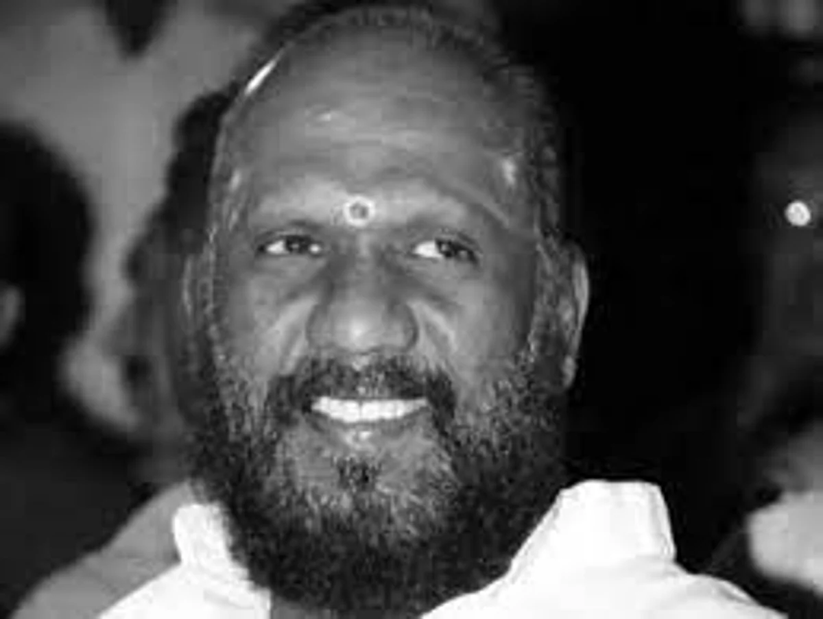 கவிஞர் பிறைசூடன்
