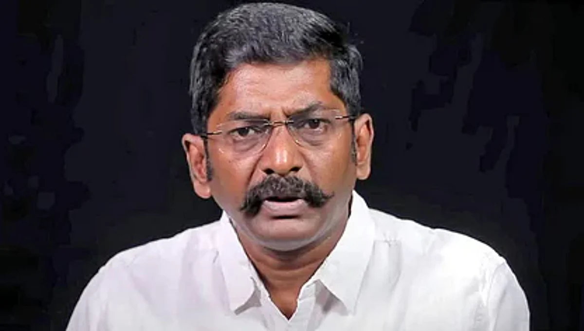 ஓபிஎஸ், ஈபிஎஸ்சுக்கு எதிராக அவதூறு: 4 வழக்குகளில் டியூப்பர் சவுக்கு சங்கருக்கு நிபந்தனை ஜாமீன்