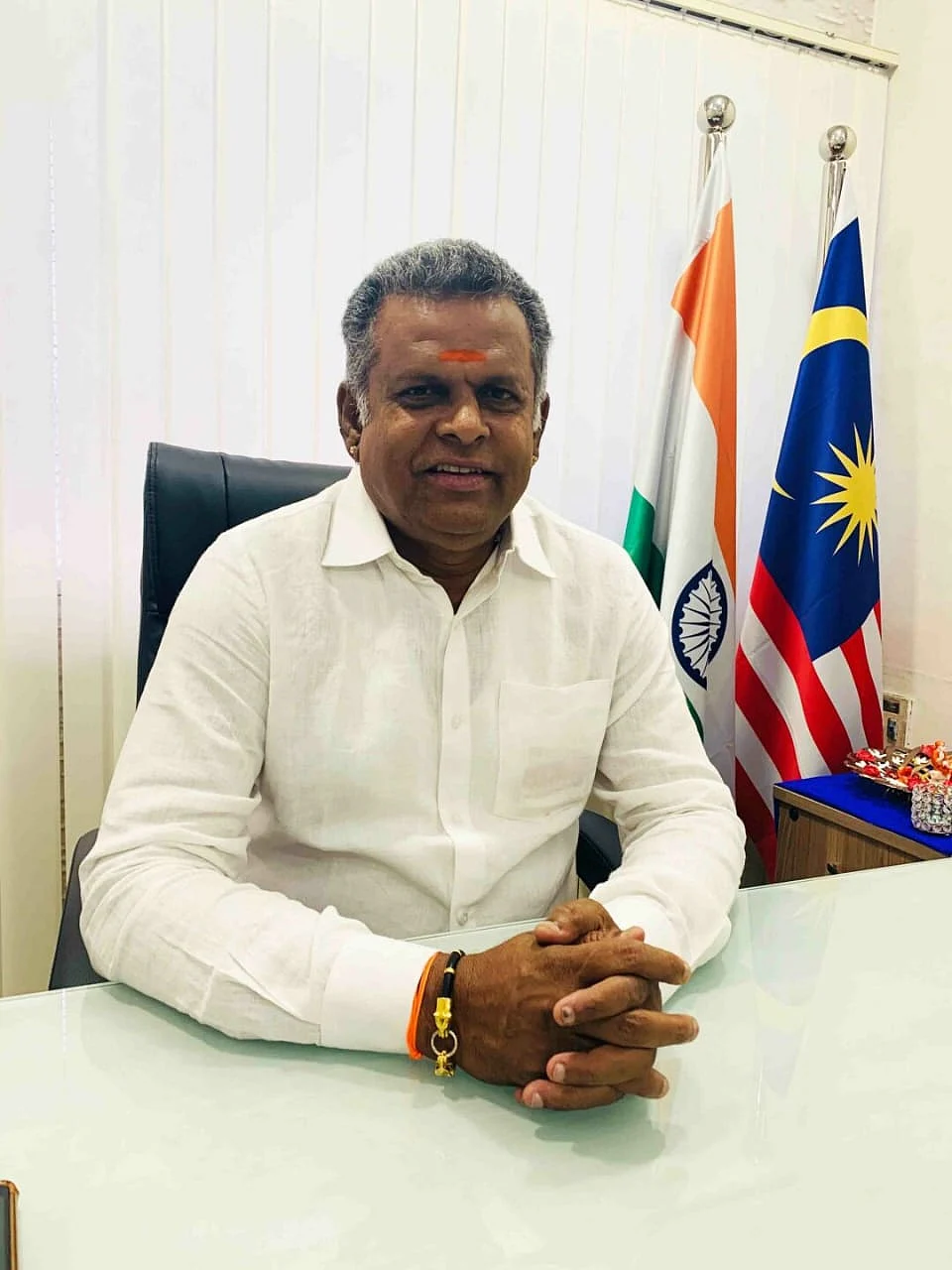 மோசடியில் ஈடுபட்ட அலெக்ஸாண்டரின் தந்தை சௌந்தர்ராஜன்