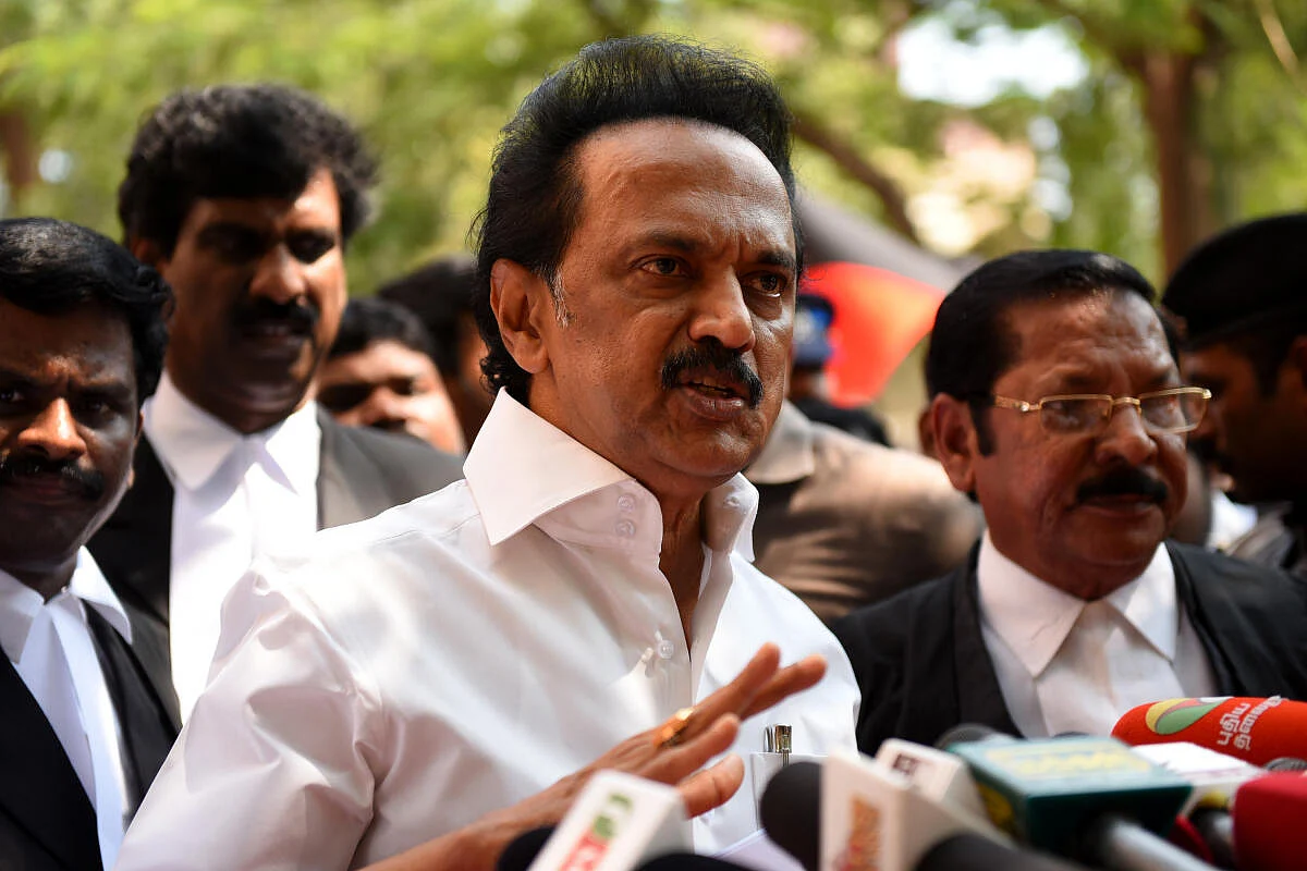 10 சதவீத இட ஒதுக்கீட்டை எதிர்ப்பது திமுகவுக்கு பலமா பாதகமா?