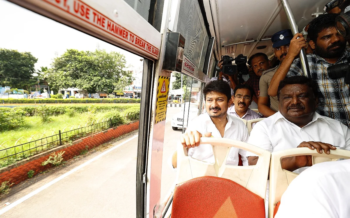 பயணிகளுக்கு மகிழ்ச்சியான செய்தி: பேருந்தில் பயணம் செய்யும்போது அடுத்த நிறுத்தத்தை இனி தெரிந்து கொள்ளலாம்!