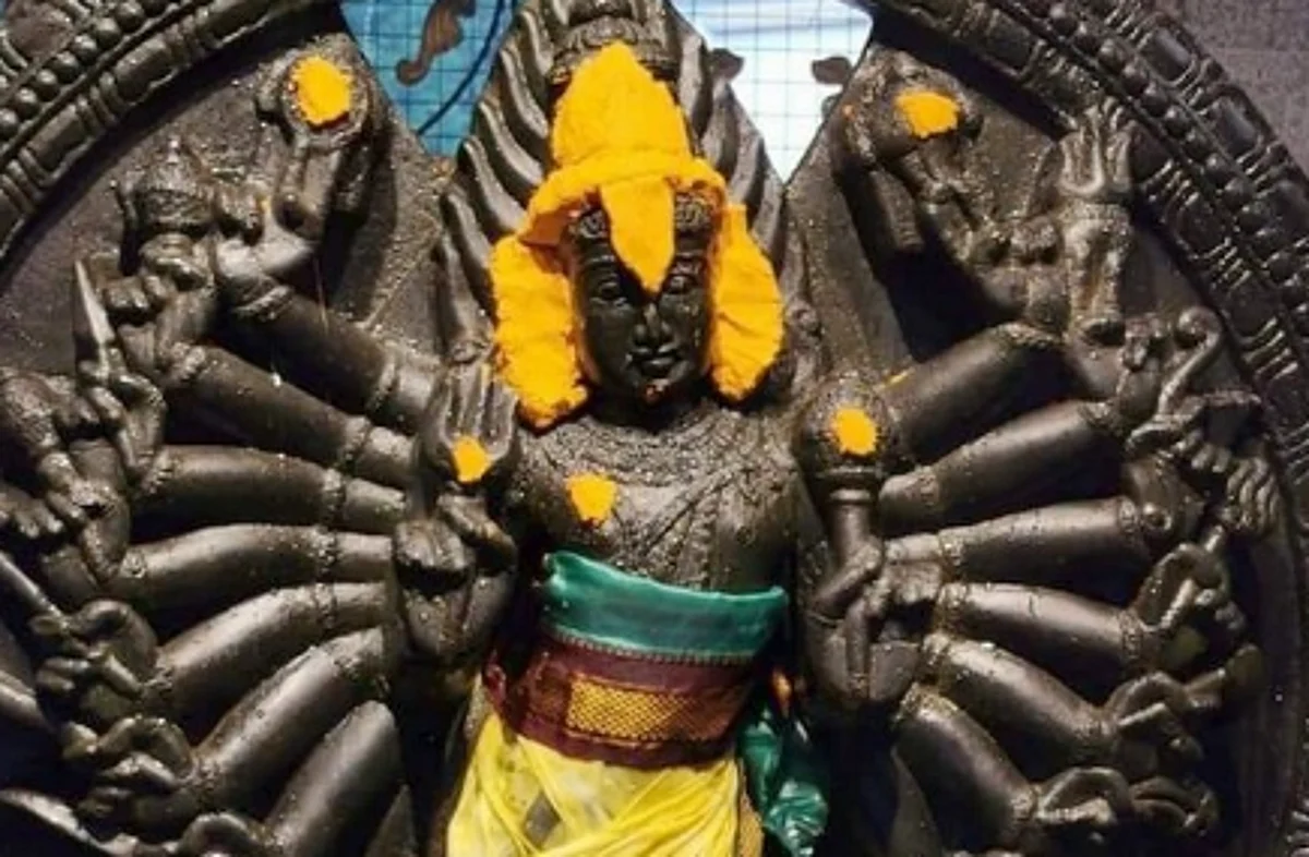சுபிட்சம் தரும் சுதர்சன காயத்ரி: சக்கரத்தாழ்வாருக்கு சர்க்கரைப் பொங்கல்!