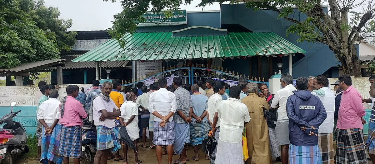 வெல்டிங் மிஷின் உதவியோடு வங்கிக்குள் புகுந்த கொள்ளையர்கள்: 7.30 கோடி நகை, 14 லட்சம் ரொக்கம் தப்பியது எப்படி?