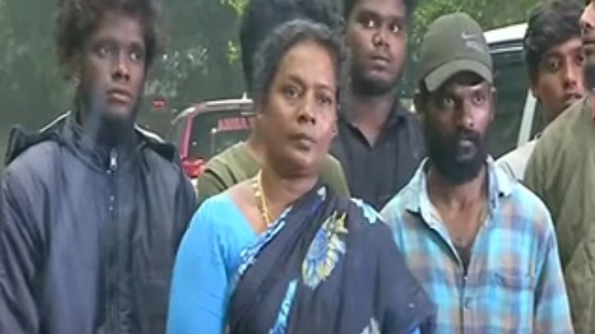 `வலி எடுக்கும் போதெல்லாம், மயக்க ஊசி போட்டார்கள்’: கால்பந்து வீராங்கனை பிரியாவின் தாய் கதறல்