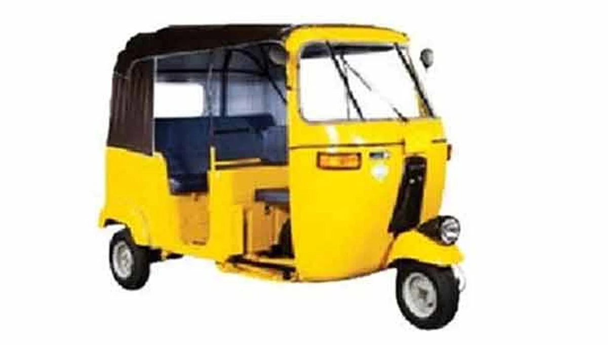ஆட்டோவை புக் செய்து பயணம்: நடுவழியில் டிரைவரை பதறவைத்த திருடர்கள்!