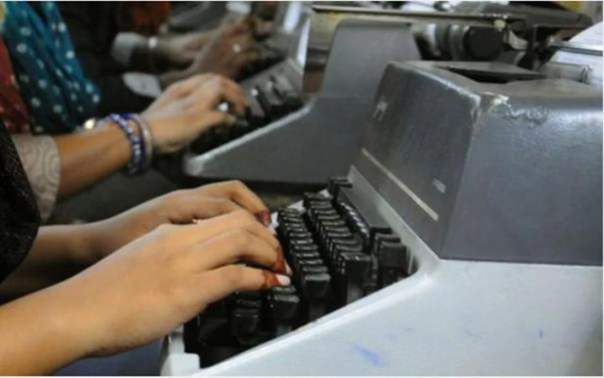 தமிழகத்தில் கனமழை எதிரொலி: நாளை, நாளை மறுநாள் நடைபெற இருந்த தட்டச்சு தேர்வு ஒத்திவைப்பு