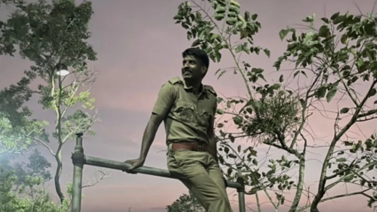இது ஸ்டுடியோ அல்ல, நிஜ காடு: 'விடுதலை' படப்பிடிப்பு தளத்திலிருந்து சூரி வெளியிட்ட ஸ்டில்ஸ்