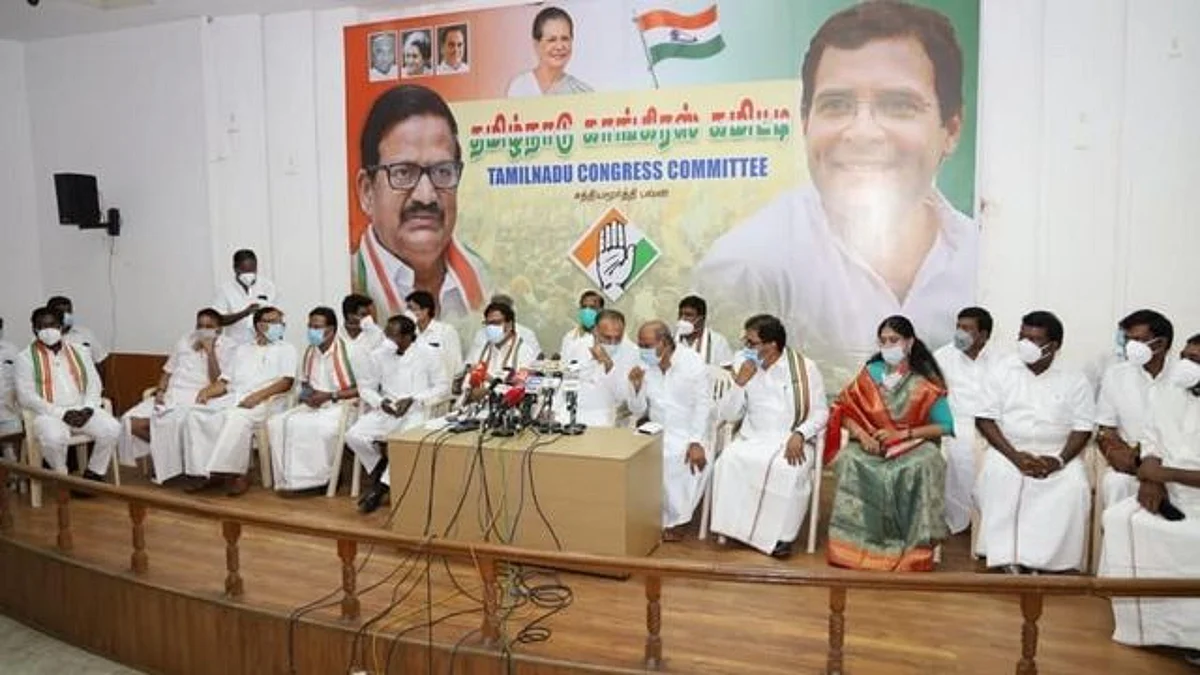விழாவை புறக்கணிக்கும் தலைவர்கள்: மேலிடத்தில் புகார் கூறும் முடிவில் அழகிரி
