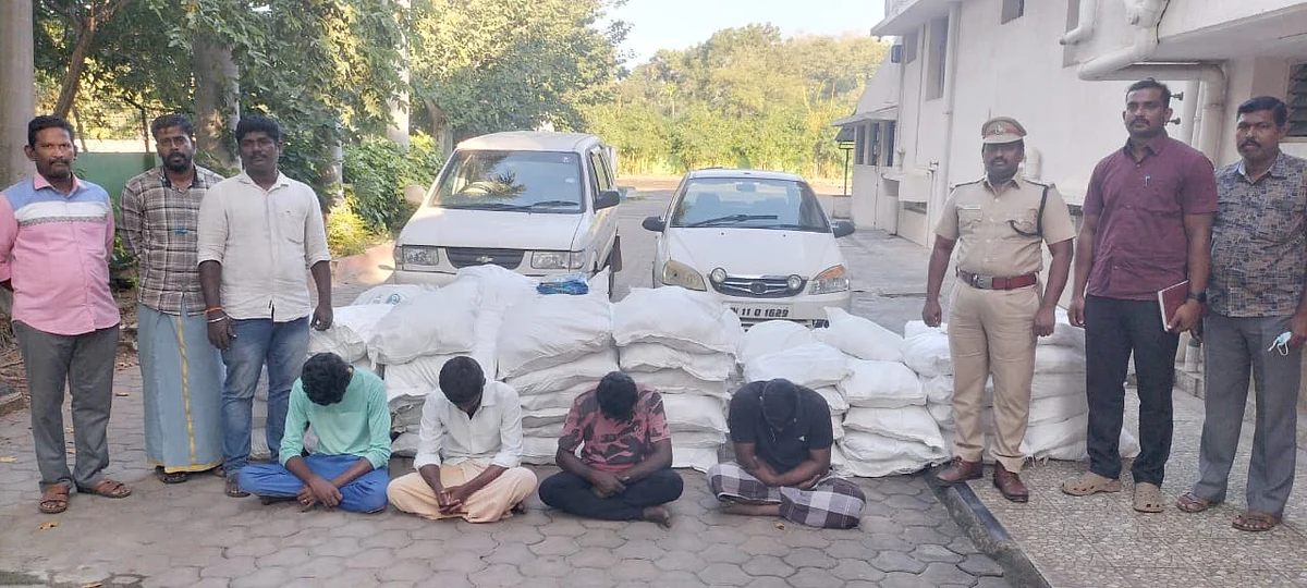 கர்நாடகாவிலிருந்து கடத்தி வரப்பட்ட 800 கிலோ குட்கா: மடக்கி பிடித்த தனிப்படை
