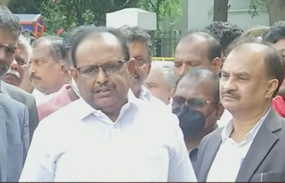 `பரிசீலனையில் இருக்கிறது; முதல்வரிடம் சொல்லுங்கள் என்றார்'- ஆளுநரை சந்தித்த அமைச்சர் ரகுபதி பேட்டி