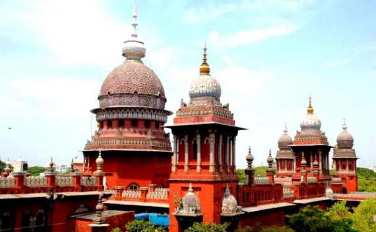 குழந்தையைக் கவனிக்கும் கடமையிலிருந்து தந்தை தப்பிக்க முடியாது: விவாகரத்து வழக்கில் உயர் நீதிமன்றம் அதிரடி