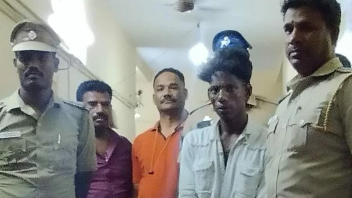 பல வீடுகளில் கைவரிசை; வாகனச் சோதனையில் சிக்கிய பலே திருடன்: 45 பவுன் நகைகள் மீட்பு