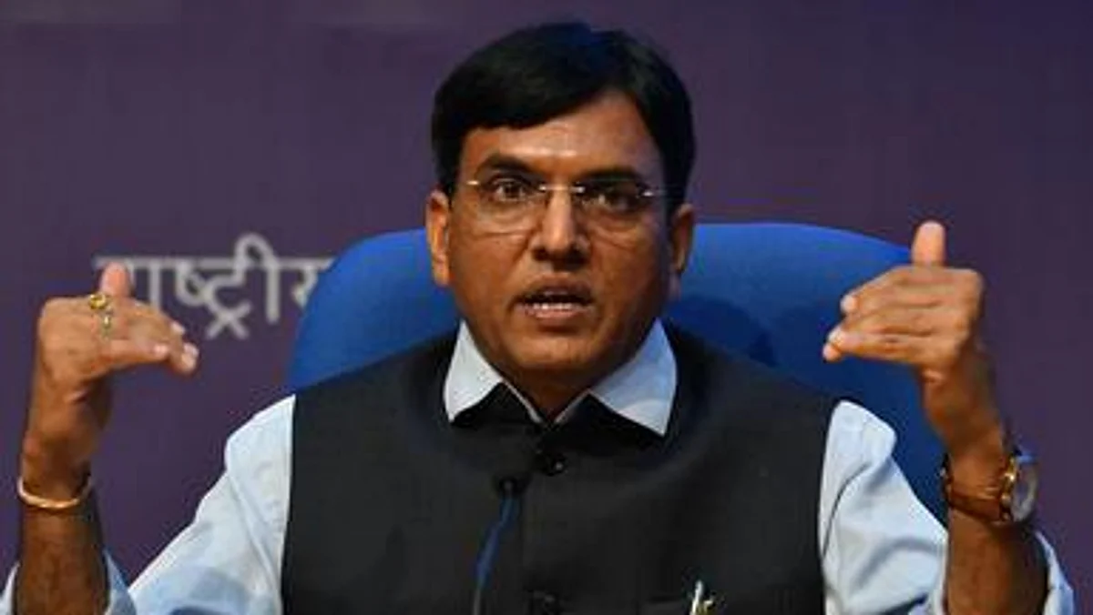 வெளிநாட்டில் இருந்து வரும் பயணிகளுக்கு இன்றுமுதல் ஆர்டிபிசிஆர் சோதனை: மத்திய சுகாதார அமைச்சர்