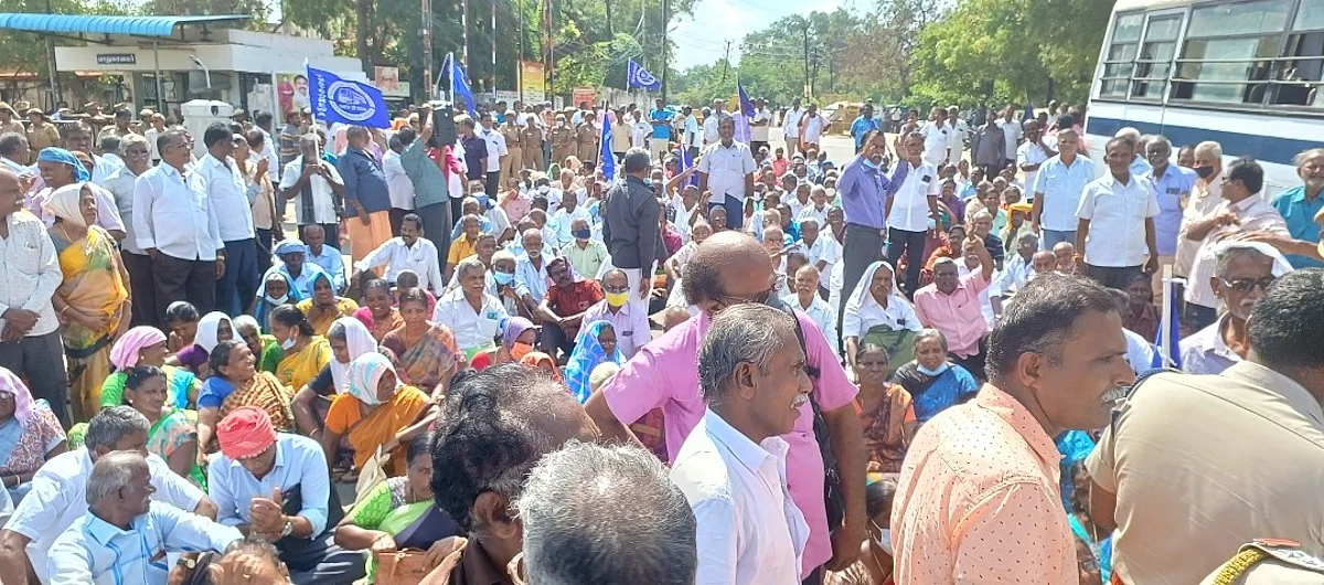 முதல்வர் ஸ்டாலின் வரும் நேரத்தில் முடக்கப்பட்ட சாலை: பரபரப்பான திருச்சி