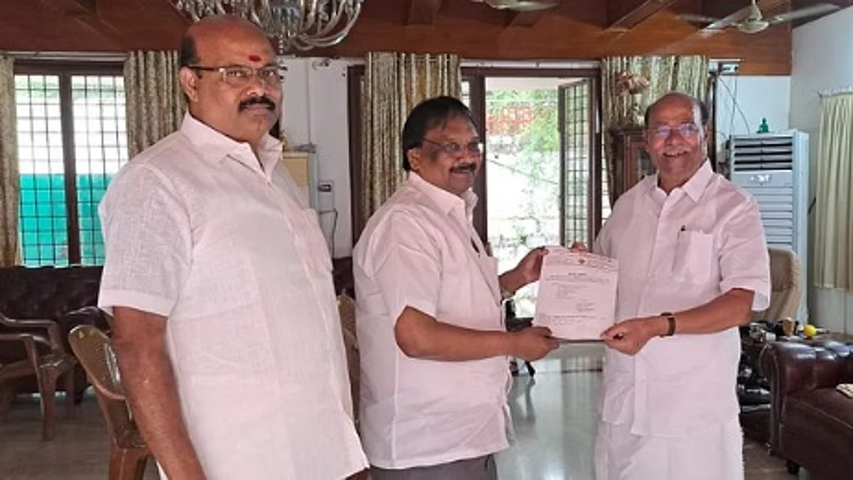 தைலாபுரம் தோட்டத்தில் ஐக்கியமான காங்கிரஸ் பிரமுகர்!