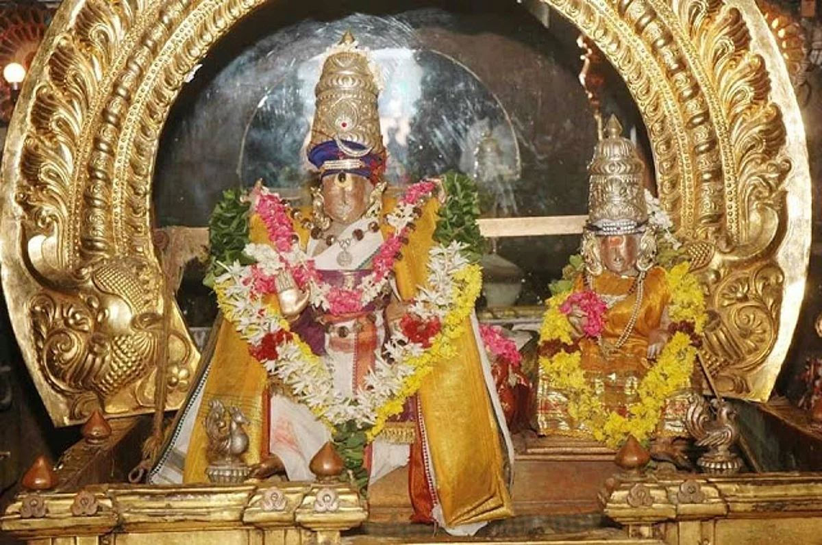 உத்திராடம் நட்சத்திர அன்பர்களே! 2023ல் சொத்துப் பிரச்சினை தீரும்; பதவி உயர்வு; ஆரோக்கியம் கூடும்; உதவி கிடைக்கும்!