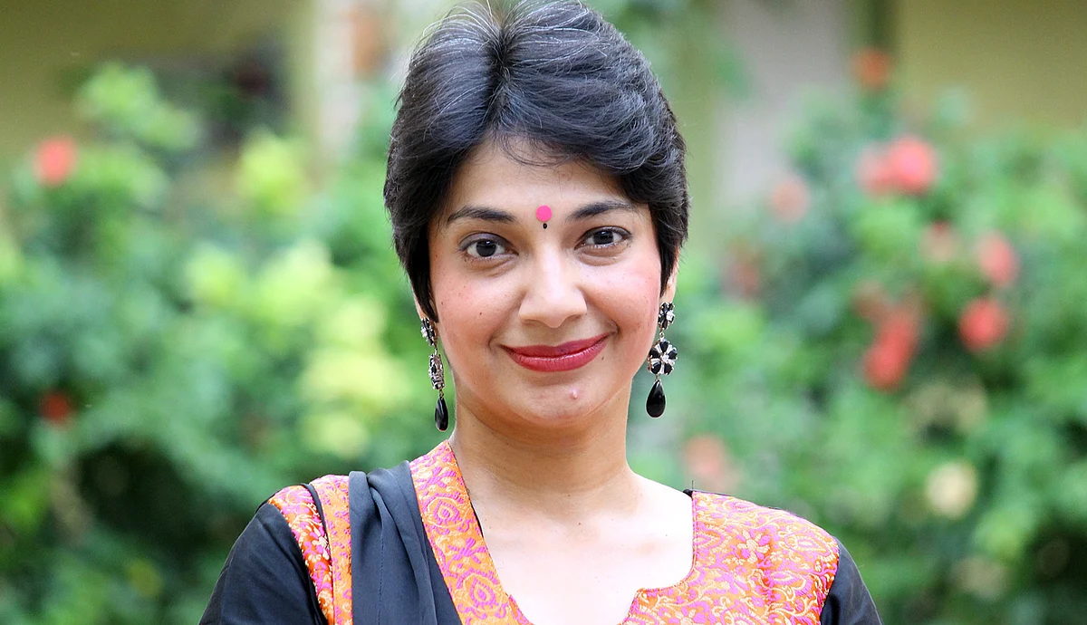 1 கோடி ரூபாய் கடன் வழங்கிய நிதி நிறுவனம் மீது நடிகை மதுவந்தி பரபரப்பு புகார்: என்ன காரணம்?