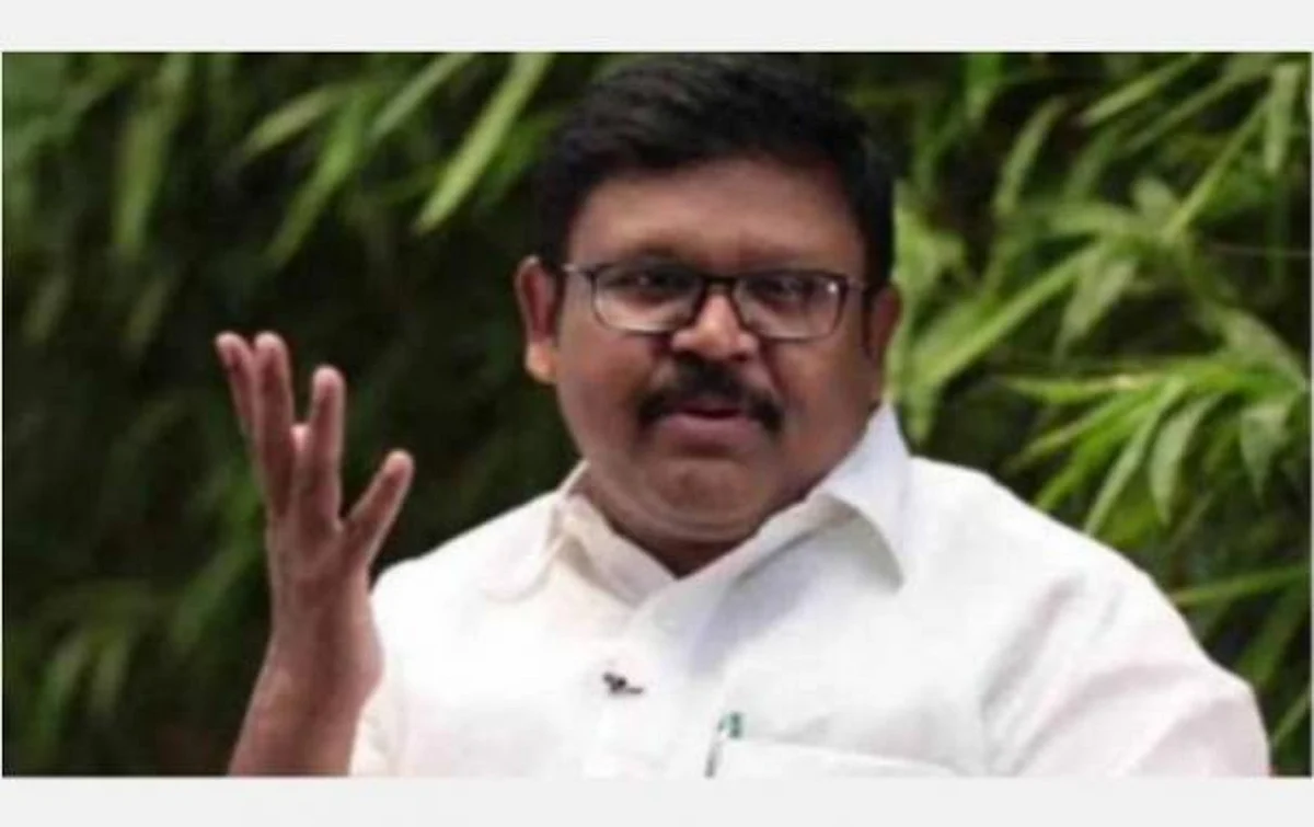 வைகைச்செல்வன்.